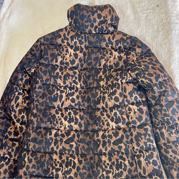 Tahari Women's Animal Print Puffer Jacket - Picture 5 of 5